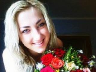 A profil fényképe hotblonde