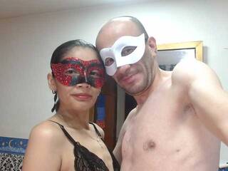 Erotikus videocsevegés couplehot27