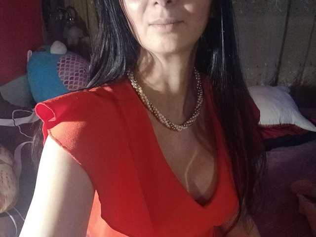A profil fényképe HotKrissLuna