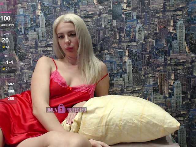 Fényképek Blonde777 The strongest vibrations are 100..200..500. Lovens works from 2 tokens. I don’t do anything for tokens in personal messages..I go to private and group.