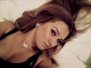 Erotikus videocsevegés hoti69