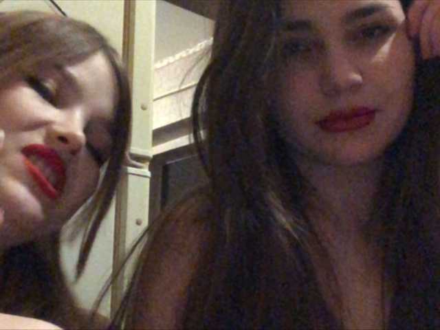 Sugárzási képernyőképek Liza_and_Vika