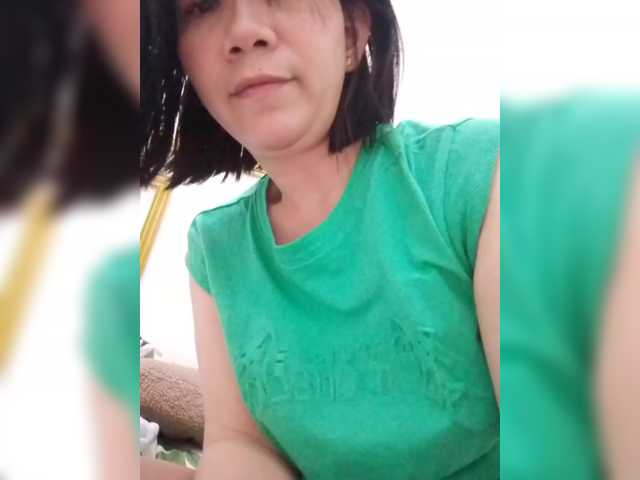 Sugárzási képernyőképek HotMommaMenu