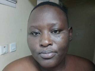 Erotikus videocsevegés HotNaughtygirl