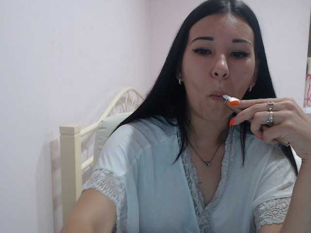 Fényképek HotRose01 Stand up and show the figure of 10 tokens Camera view 30 tokens we will discuss everything else in private messages