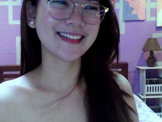 Erotikus videocsevegés HottieAnne