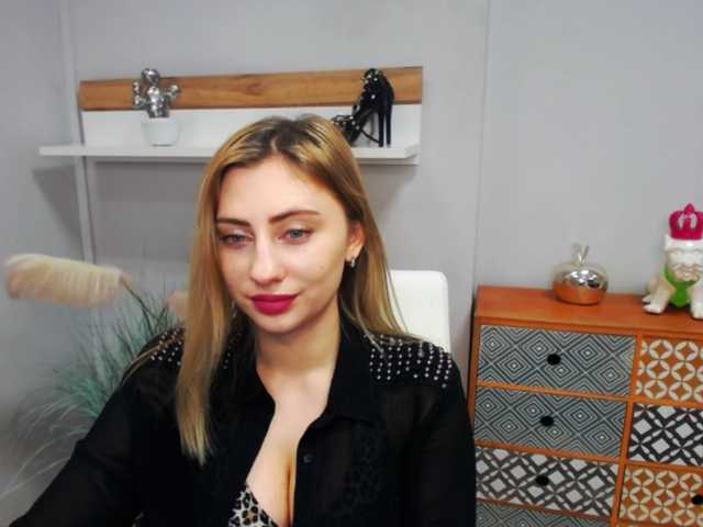 Sugárzási képernyőképek hottieLAURA