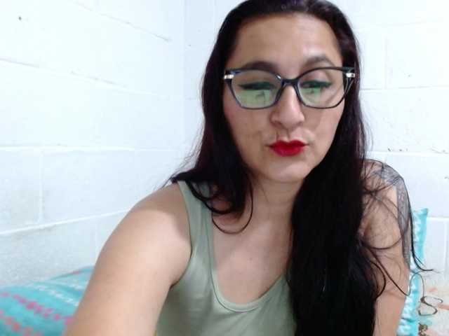 Sugárzási képernyőképek HotxKarina