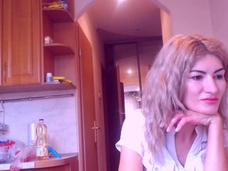 Fényképek HotZlata555 Qwerty57812: I collect on lovens. A chest of 100 tokens, an ass of 50 tokens, an inscription of 200 tokens, all naked 350 tokens. Your private fantasies