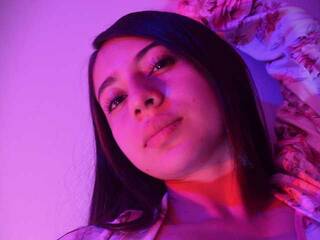 Erotikus videocsevegés HyralyFox