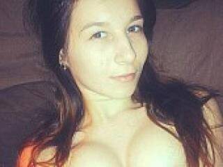 Erotikus videocsevegés ilyanasexy