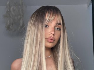 Erotikus videocsevegés ImCatia