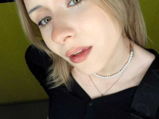 A profil fényképe ImYourDolly