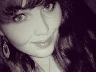 Erotikus videocsevegés incluck