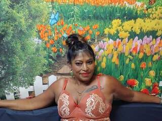 Erotikus videocsevegés indianbarbiedoll