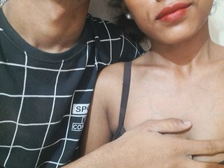 Erotikus videocsevegés Indiancouple