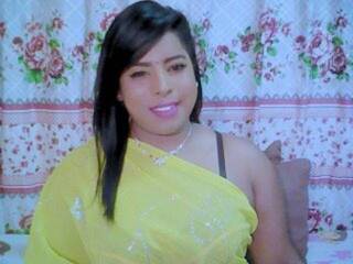 Erotikus videocsevegés IndianTopaz