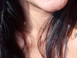 Erotikus videocsevegés Indiasuh