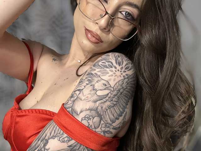 A profil fényképe IngAIden
