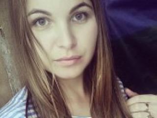 Erotikus videocsevegés ingaswett