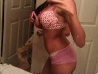 Erotikus videocsevegés inncentxxx