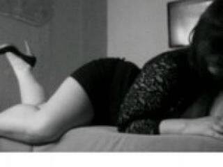 Erotikus videocsevegés intriga69