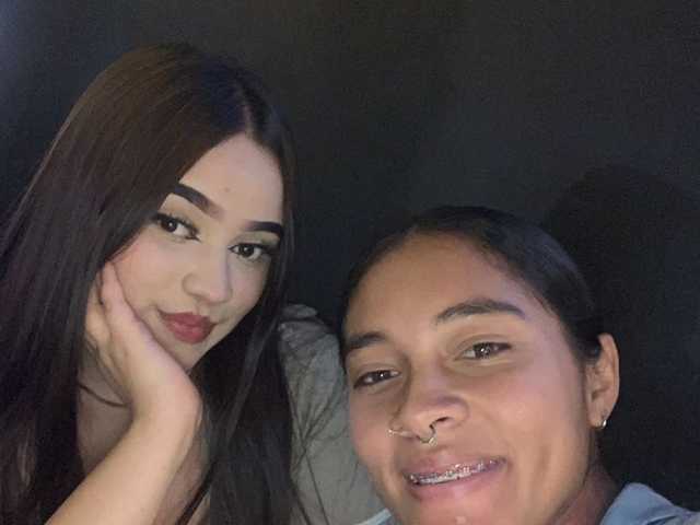 A profil fényképe Isabelandmia
