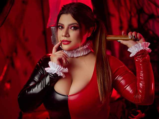 A profil fényképe IsabelCarter