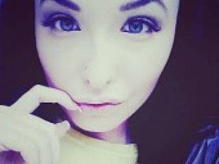 Erotikus videocsevegés isabelllaa