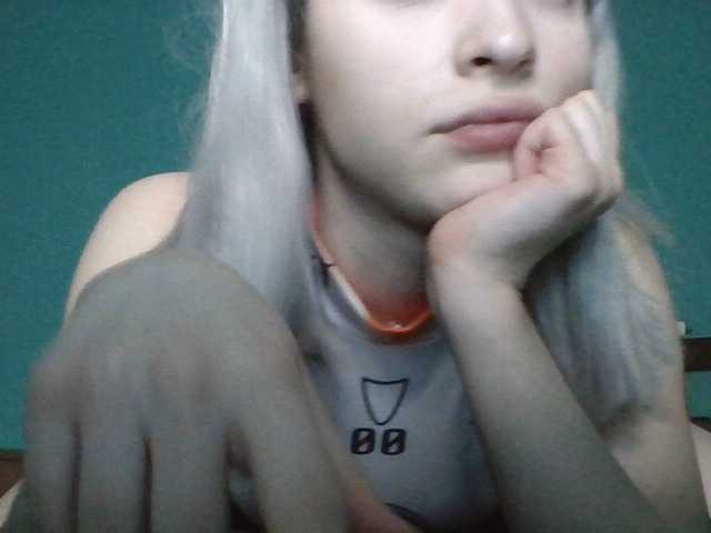 Sugárzási képernyőképek Ivanka-Chan