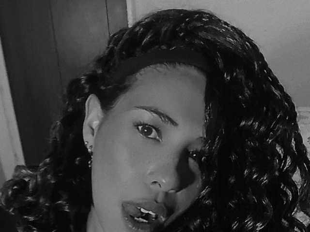 A profil fényképe Ivonne-collins33