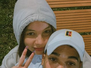 Erotikus videocsevegés JACK-AND-LIZA