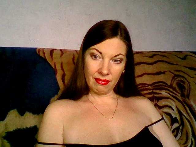 Fényképek jannina show chest 50 current, look at the camera for 20, mutual subscription 5 current