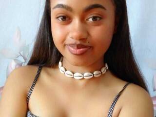 Erotikus videocsevegés Jarinah