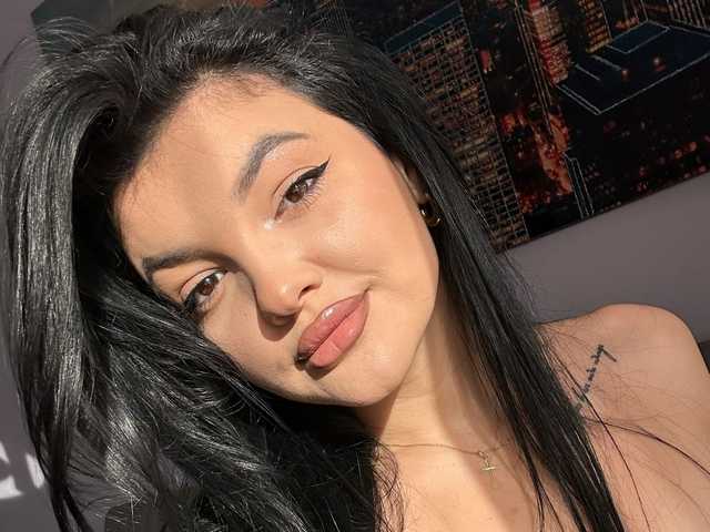 A profil fényképe Jasmin-Levi