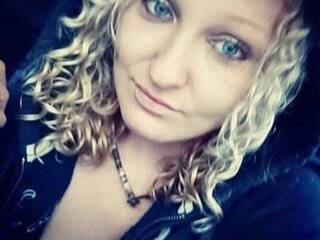 Erotikus videocsevegés Jasminexoxo