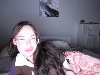 Erotikus videocsevegés JayleeBelly