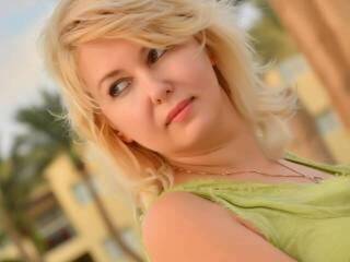 Erotikus videocsevegés jelouseruby