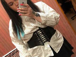 Erotikus videocsevegés Jenny--Kiss