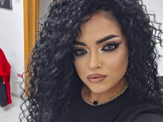 Erotikus videocsevegés JessycaNoir