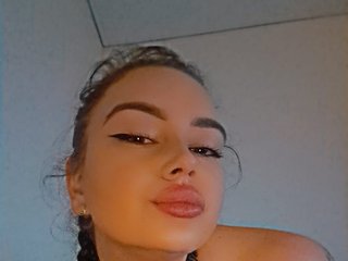 Erotikus videocsevegés JewelJugz
