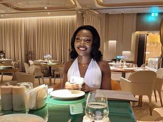 Erotikus videocsevegés Jiggy21