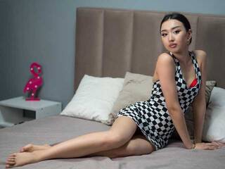 Erotikus videocsevegés JinuaSol