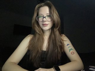 Erotikus videocsevegés JohnsieShott