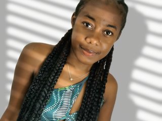 Erotikus videocsevegés Joyca