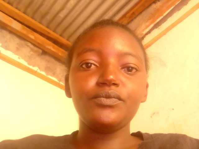 A profil fényképe Joyieh