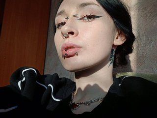 Erotikus videocsevegés Juicy-Vikki