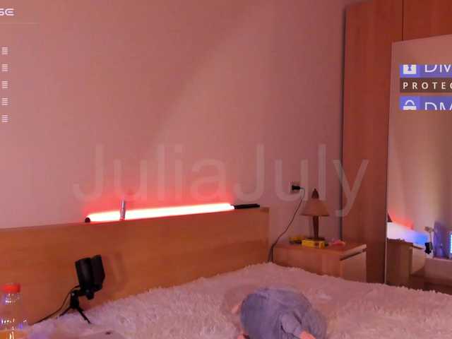 Sugárzási képernyőképek JuliaJuly
