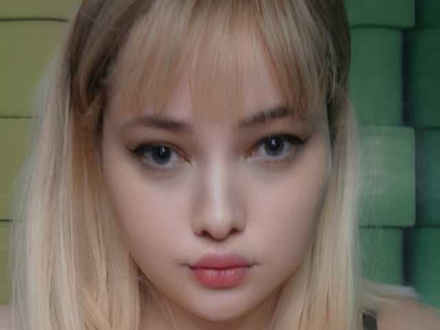 A profil fényképe KaliRoses