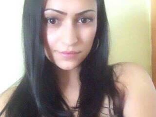 Erotikus videocsevegés Kaly00